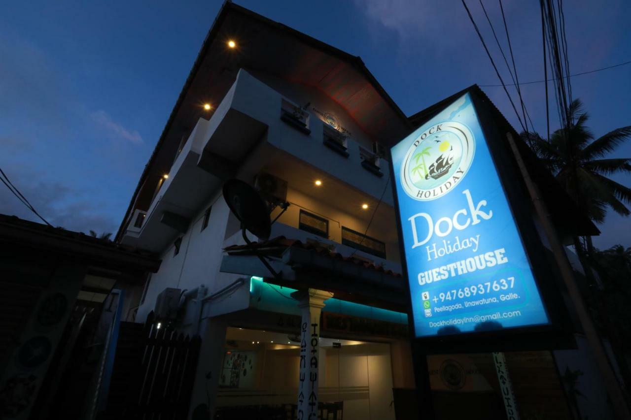 Dock Holiday Guest House Унаватуна Екстериор снимка